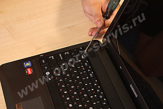 Как разобрать ноутбук Samsung R60